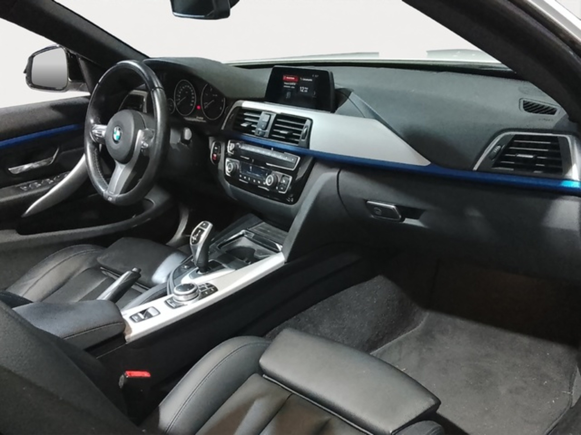 Renting BMW Serie 4 420d Cabrio 140 kW (190 CV)