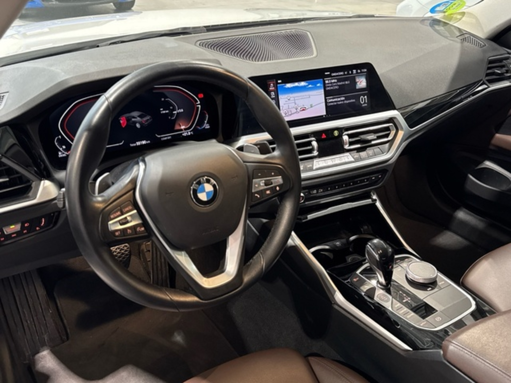 Renting BMW Serie 4 420d Coupe 140 kW (190 CV) 4