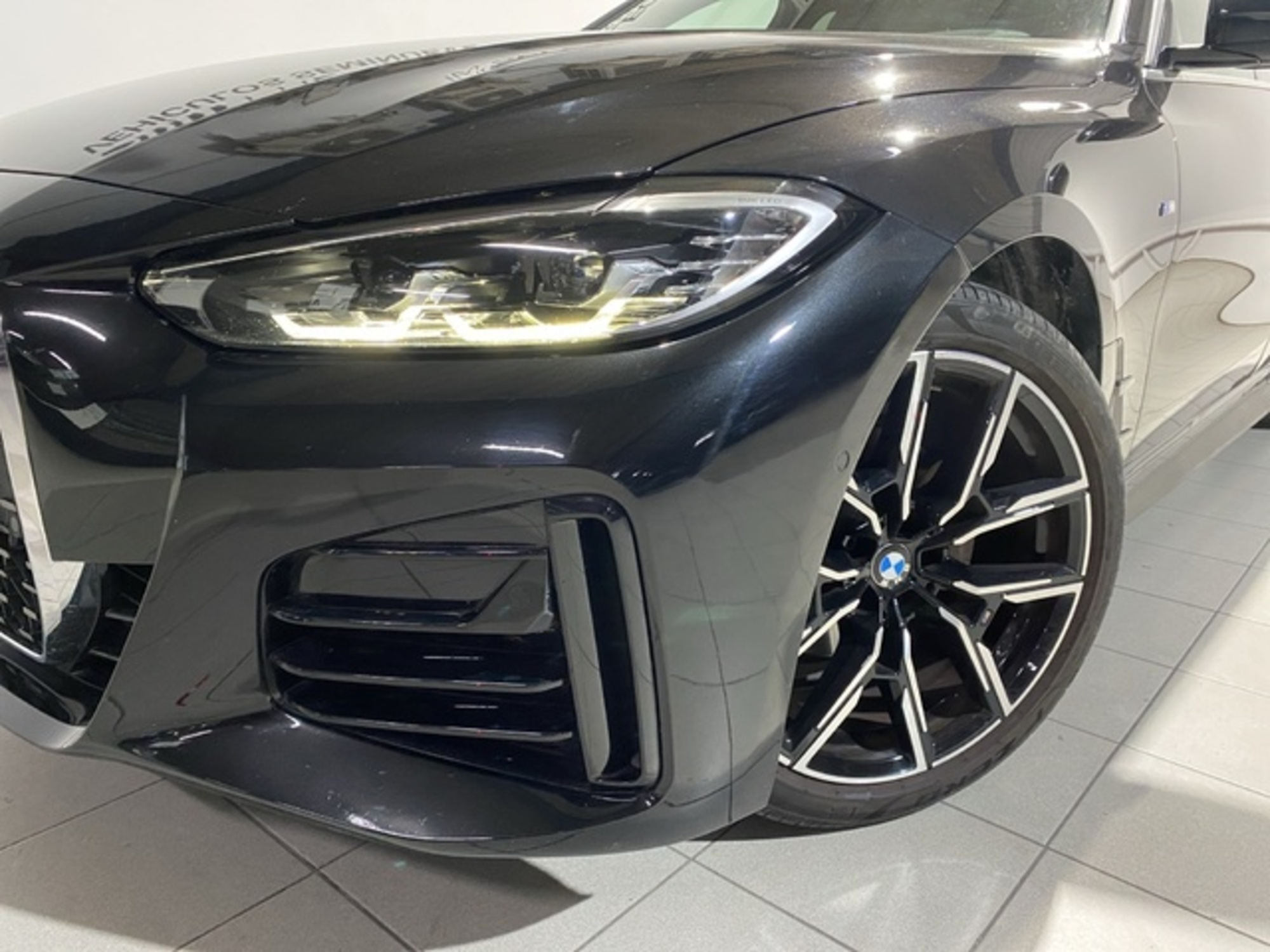 Renting BMW Serie 4 420d Gran Coupe 140 kW (190 CV) 2 8
