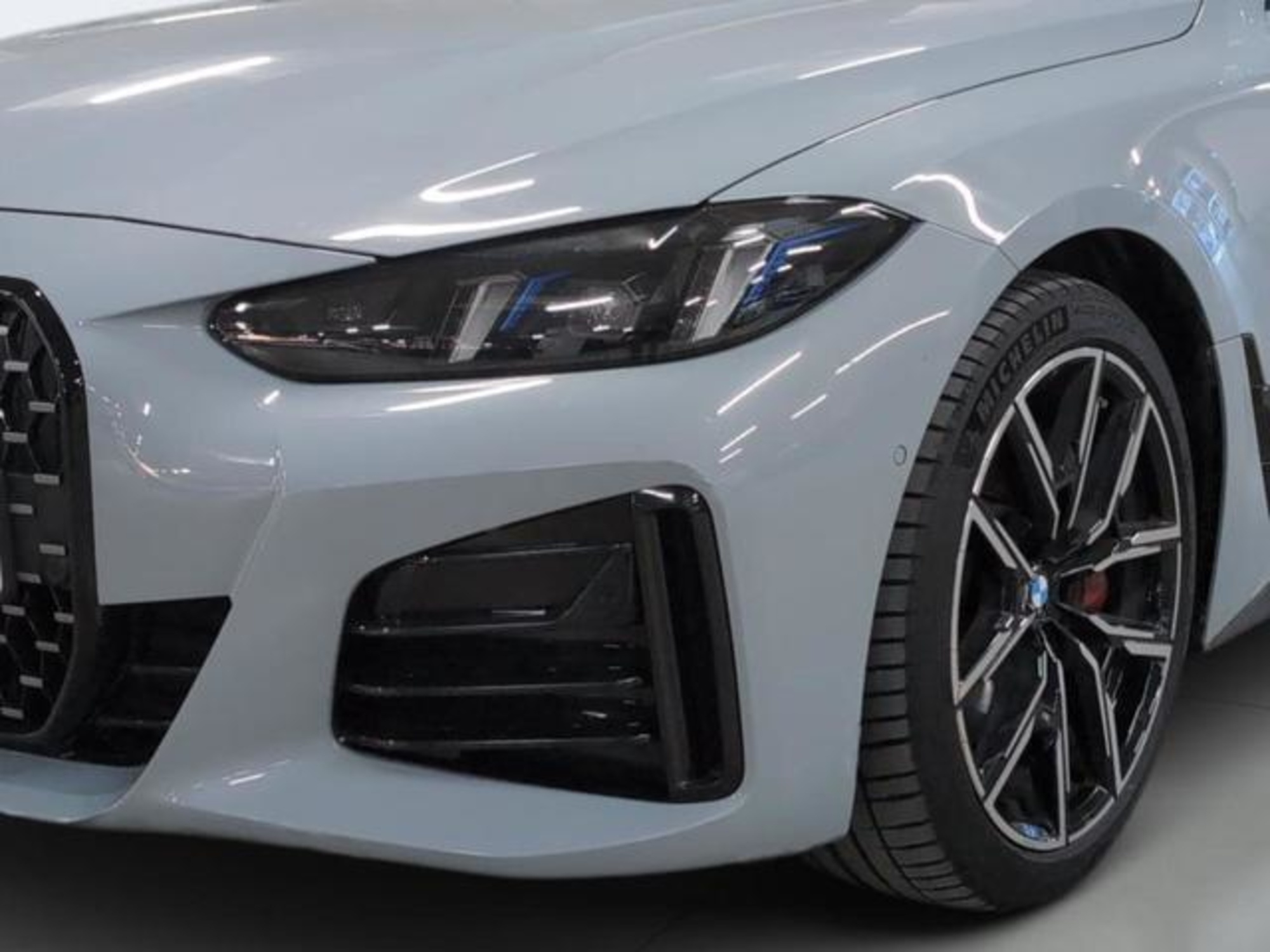 Renting BMW Serie 4 420d Gran Coupe 140 kW (190 CV) 2 9