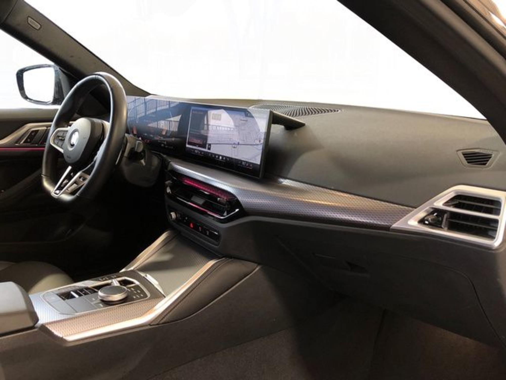 Renting BMW Serie 4 420d Gran Coupe 140 kW (190 CV) 2 14