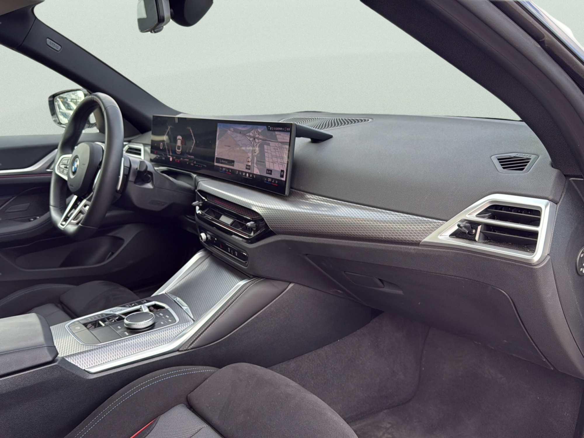 Renting BMW Serie 4 420i Gran Coupe 135 kW (184 CV) 1 1