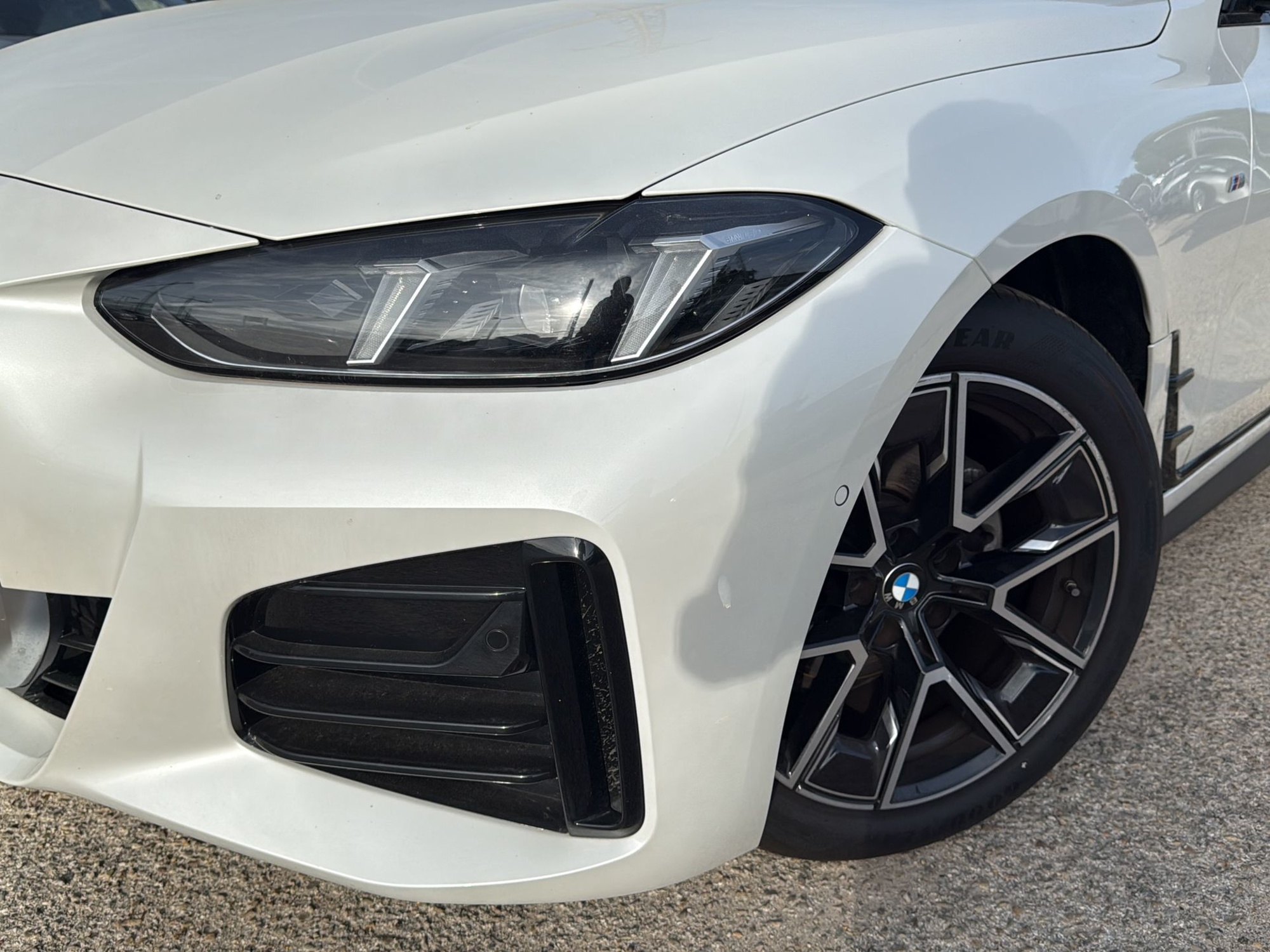 Renting BMW Serie 4 420i Gran Coupe 135 kW (184 CV) 1