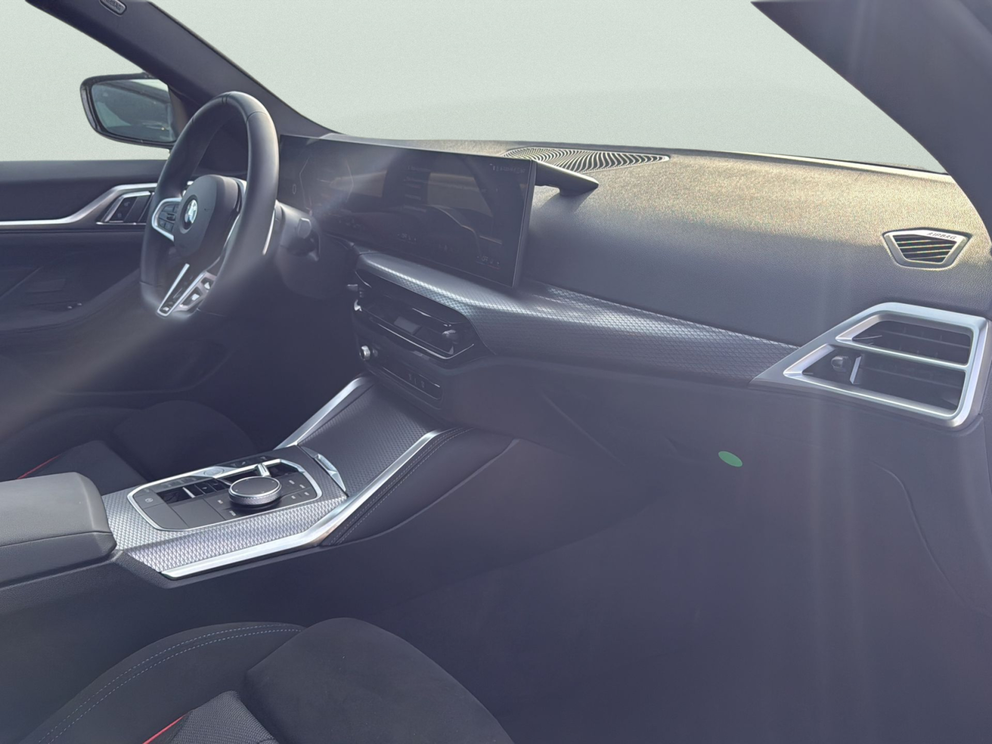 Renting BMW Serie 4 420i Gran Coupe 135 kW (184 CV) 1