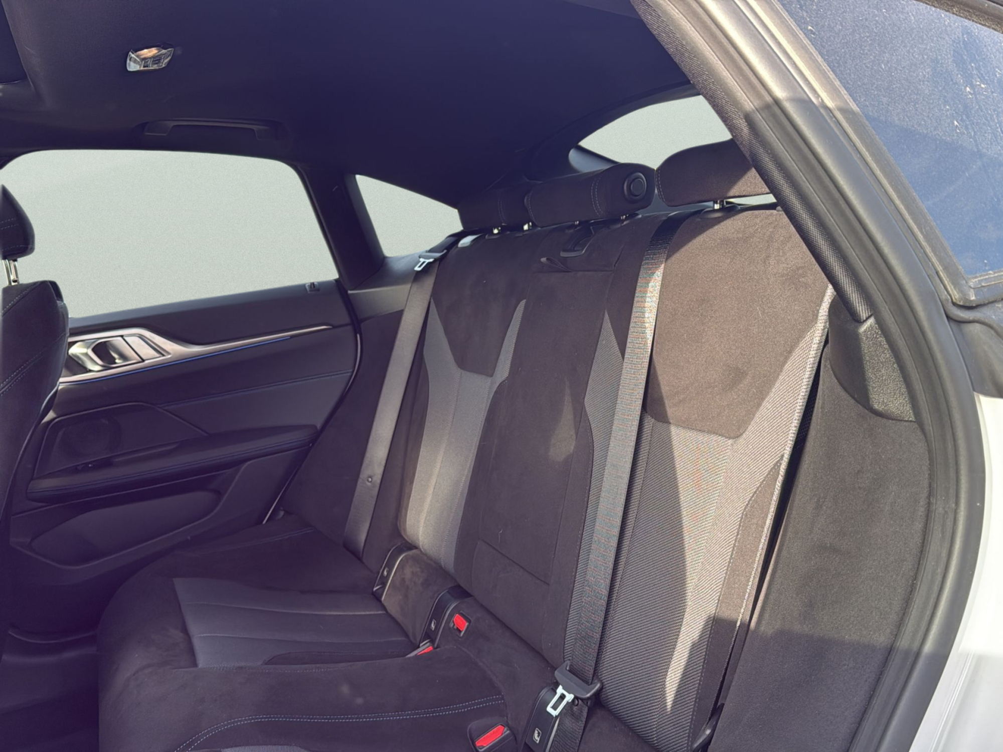 Renting BMW Serie 4 420i Gran Coupe 135 kW (184 CV) 1 1