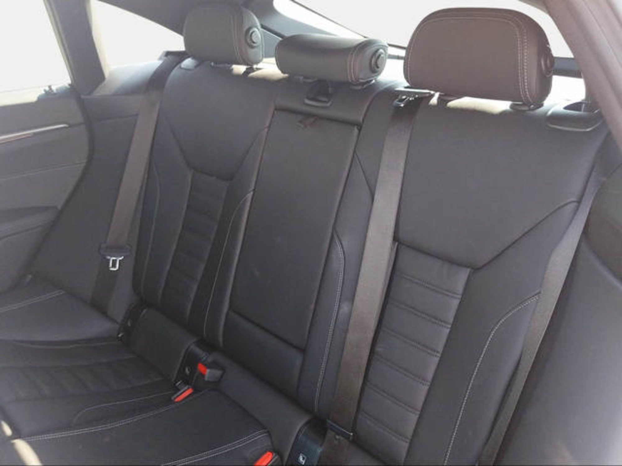 Renting BMW Serie 4 420i Gran Coupe 135 kW (184 CV) 6 4