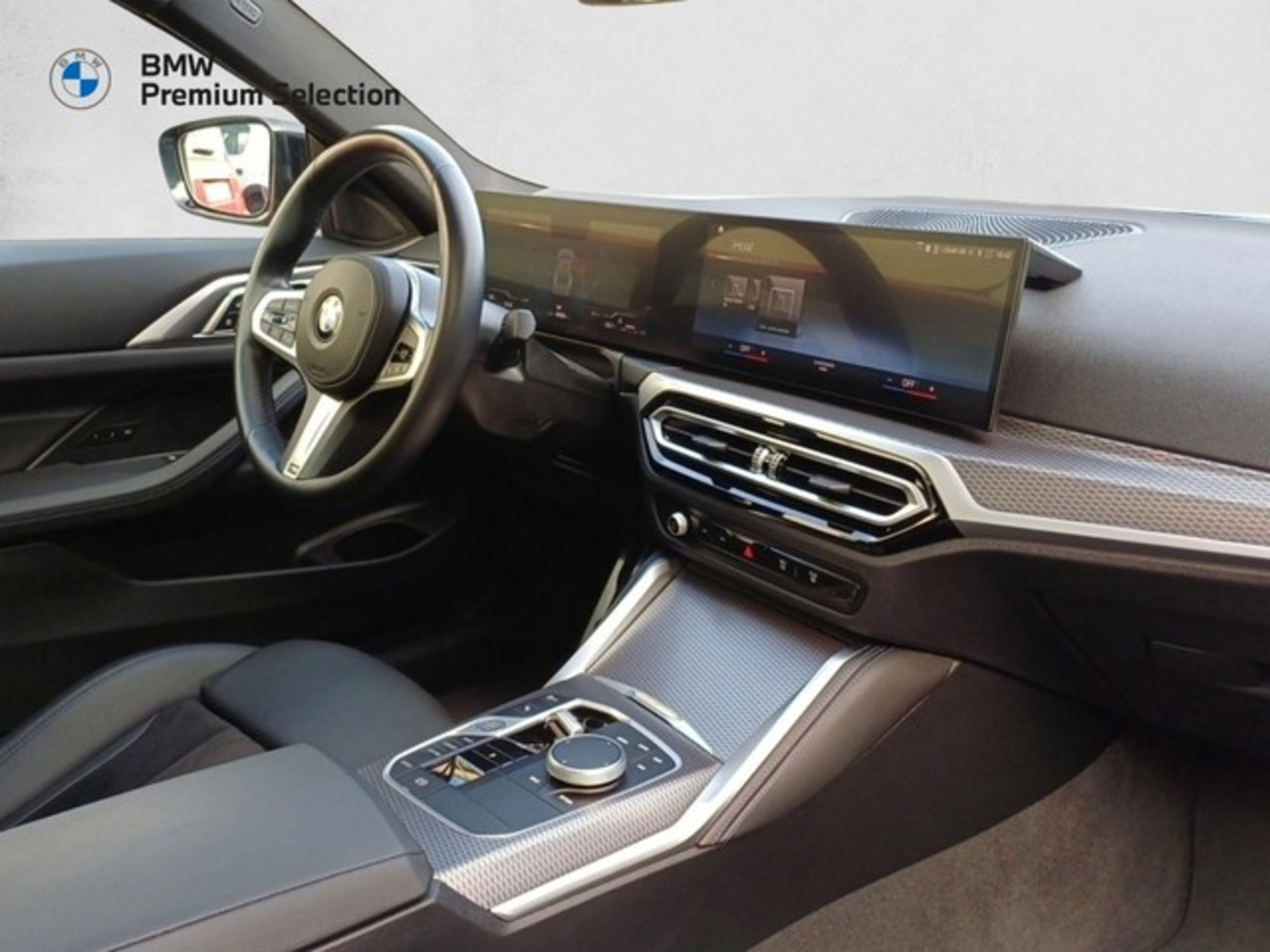 Renting BMW Serie 4 M440i Coupé 275 kW (374 CV)