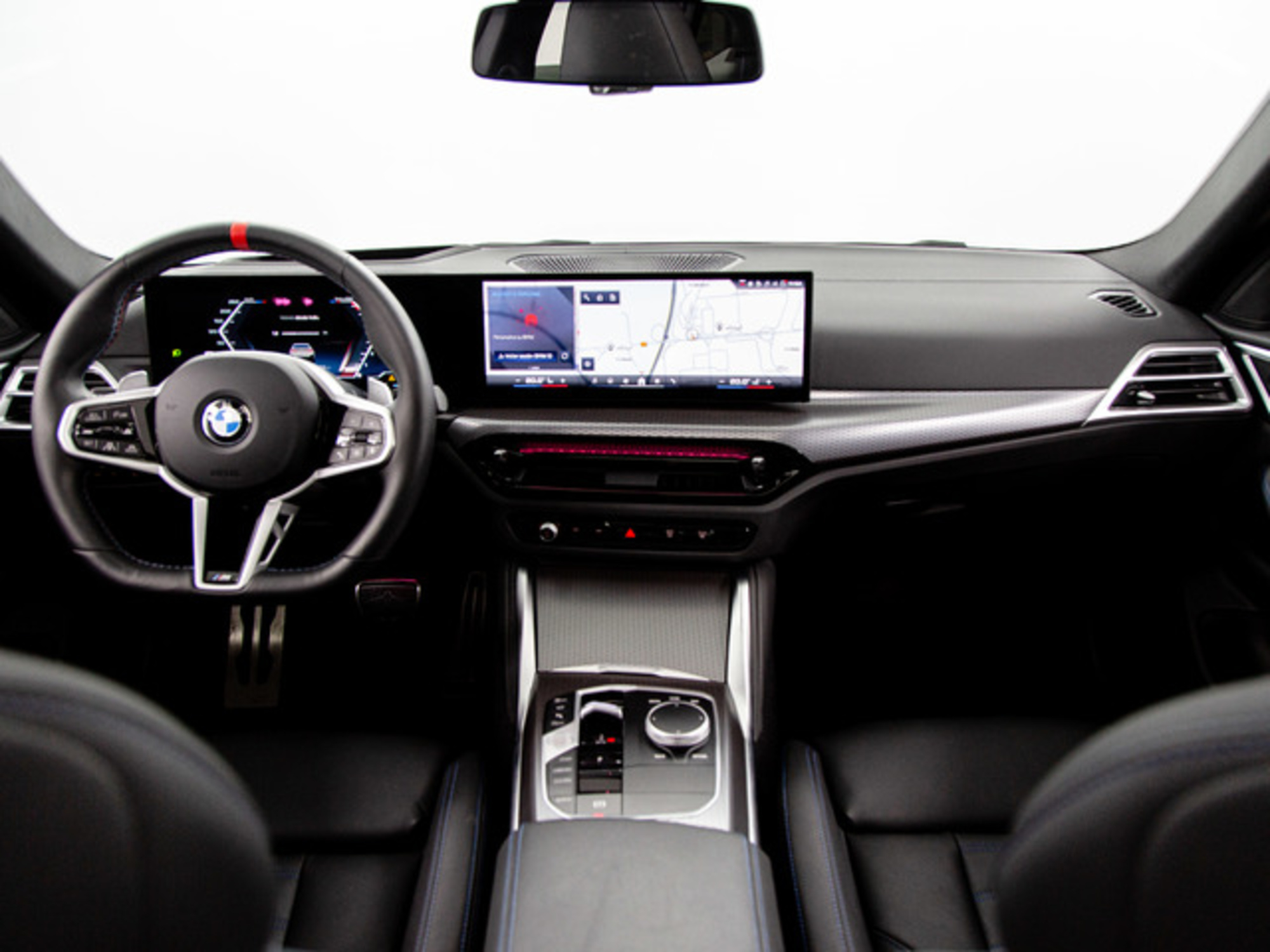 Renting BMW Serie 4 M440i xDrive Gran Coupé 275 kW (374 CV) 2