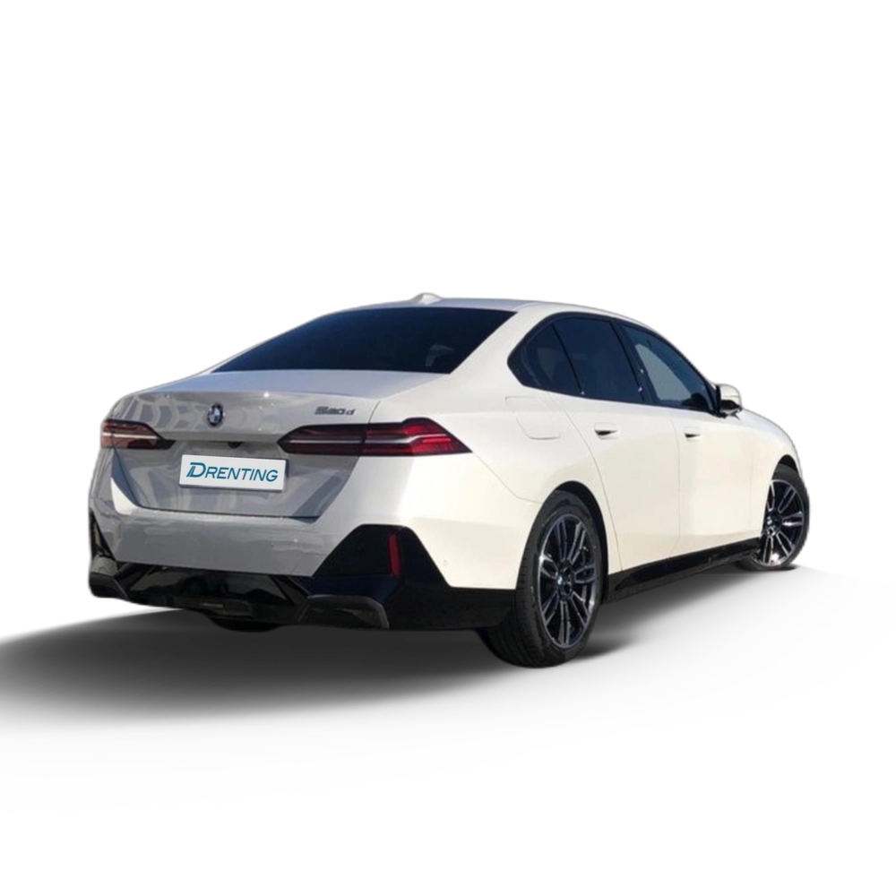 Renting BMW Serie 5 520d 145 kW (197 CV) 3