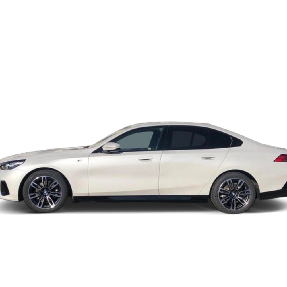 Renting BMW Serie 5 520d 145 kW (197 CV) 3