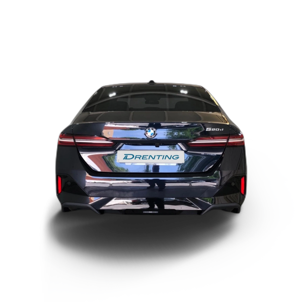 Renting BMW Serie 5 520d 145 kW (197 CV) 5