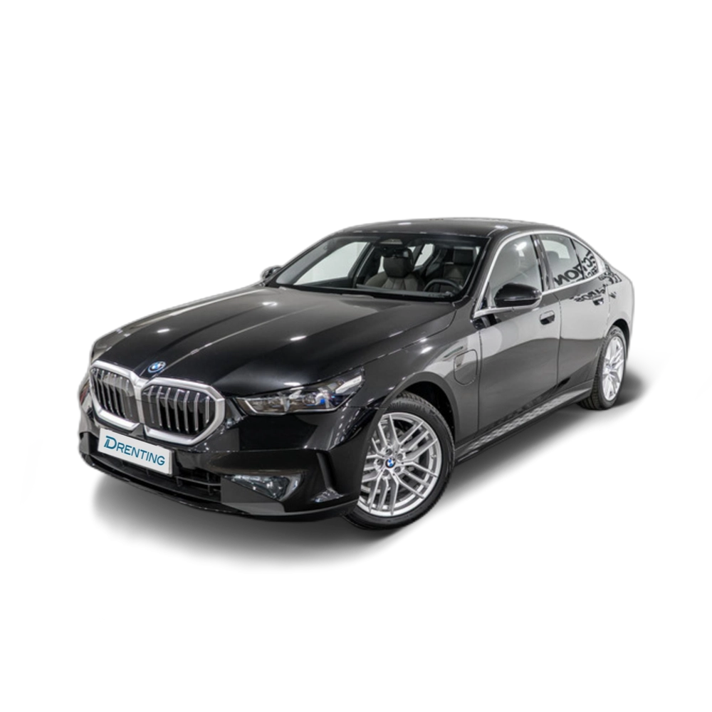 Renting BMW Serie 5 530e 220 kW (299 CV) 3