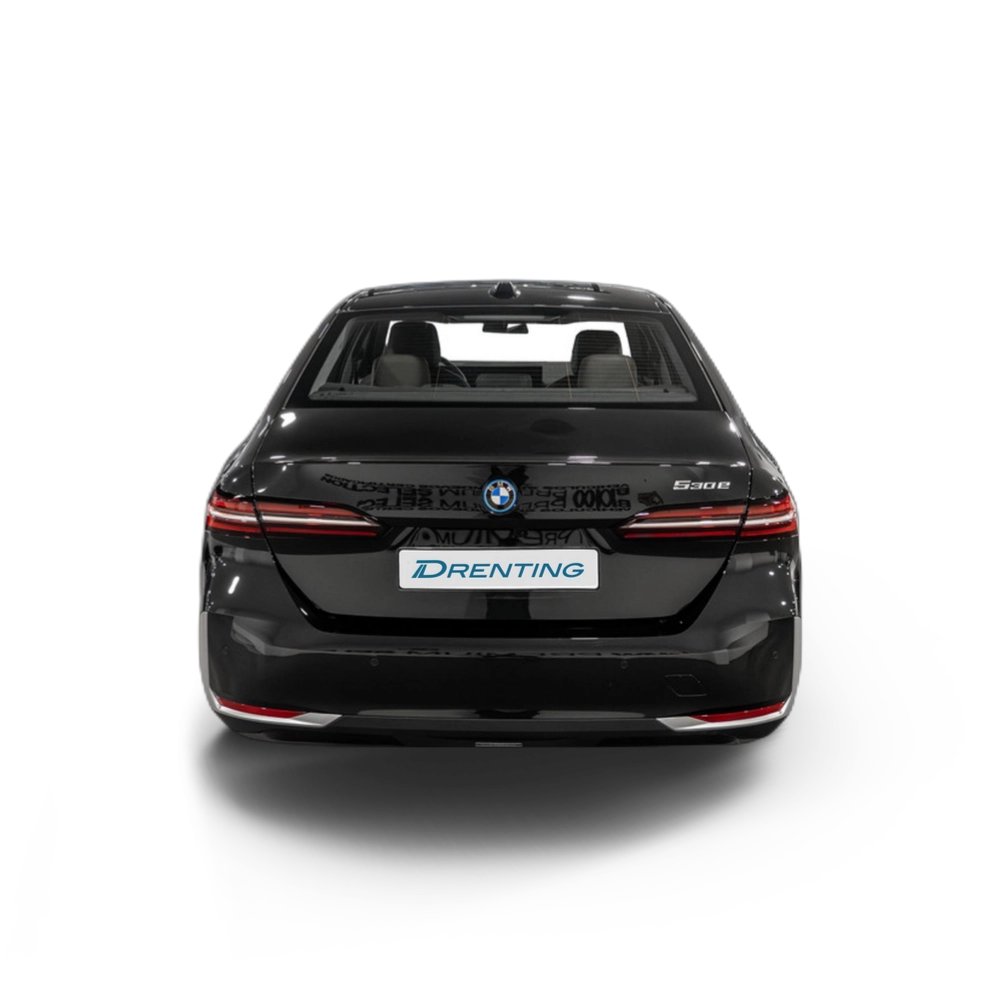 Renting BMW Serie 5 530e 220 kW (299 CV) 3