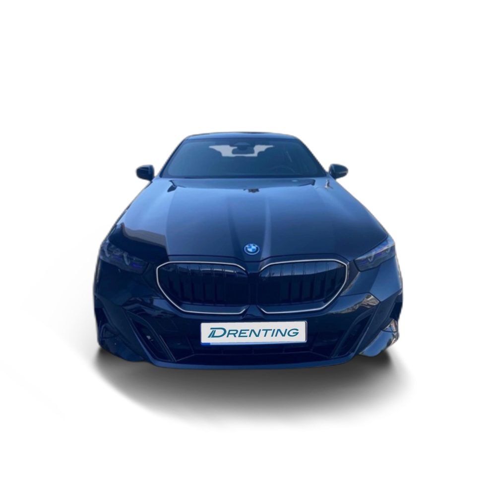 Renting BMW Serie 5 550e xDrive 360 kW (489 CV)