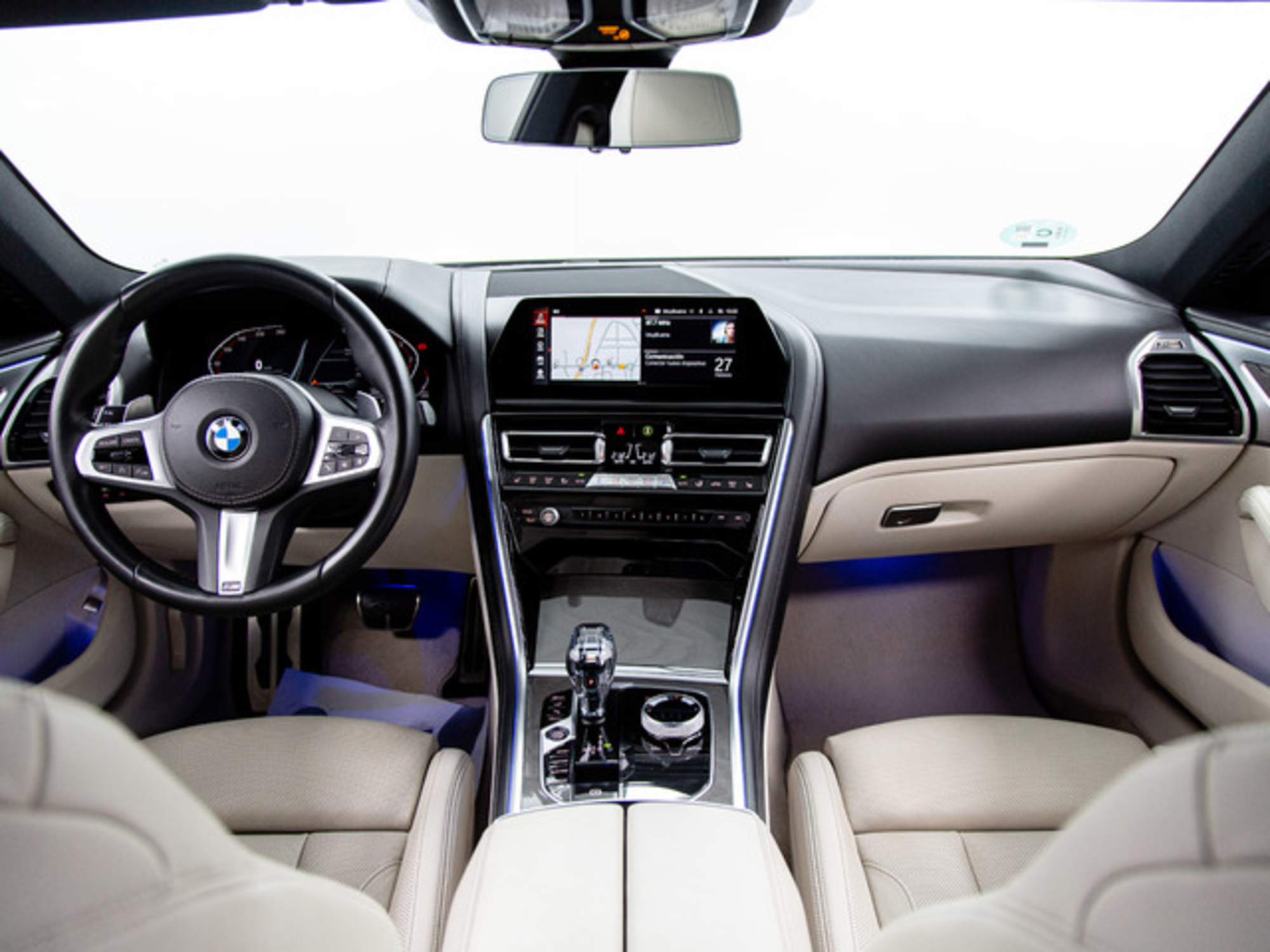 Renting BMW Serie 8 840d xDrive Gran Coupe 235 kW (320 CV)