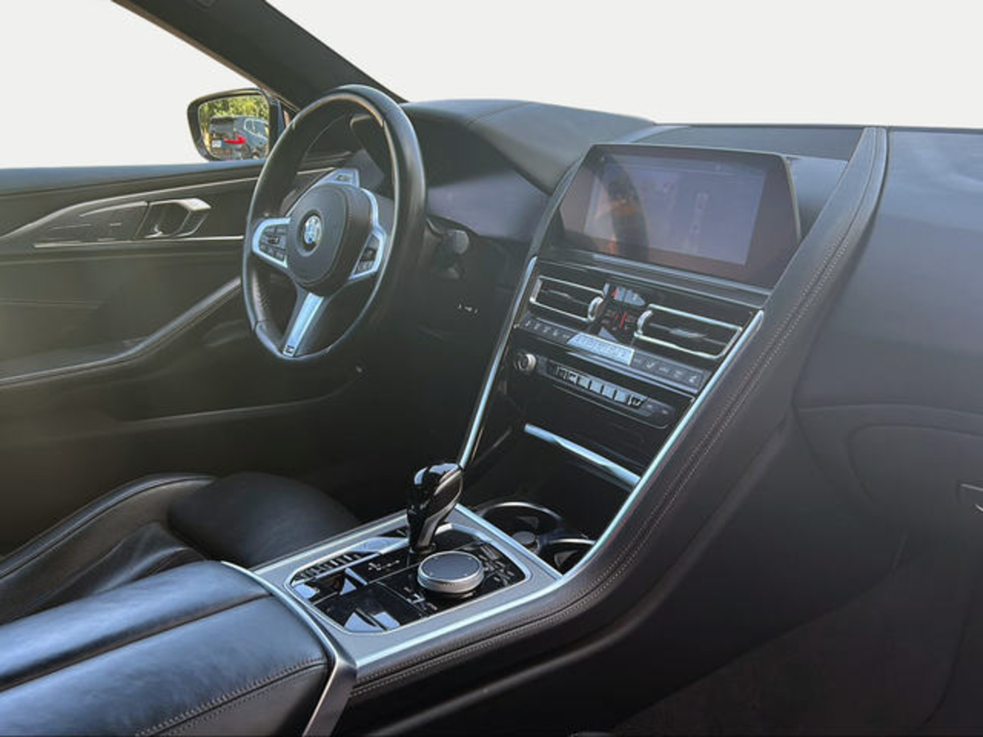Renting BMW Serie 8 840d xDrive Gran Coupe 250 kW (340 CV) 2