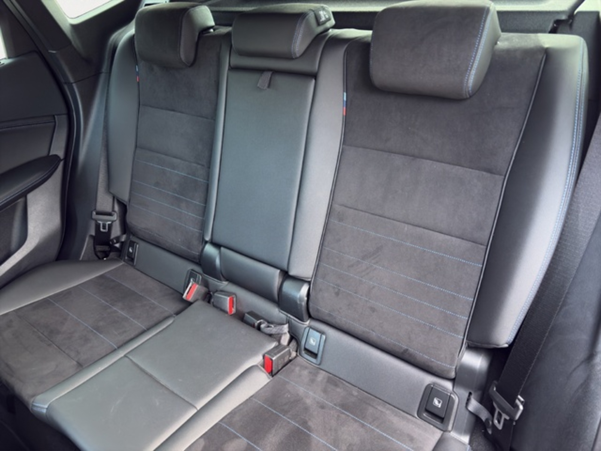 Renting BMW X1 sDrive18d 110 kW (150 CV) 14 19
