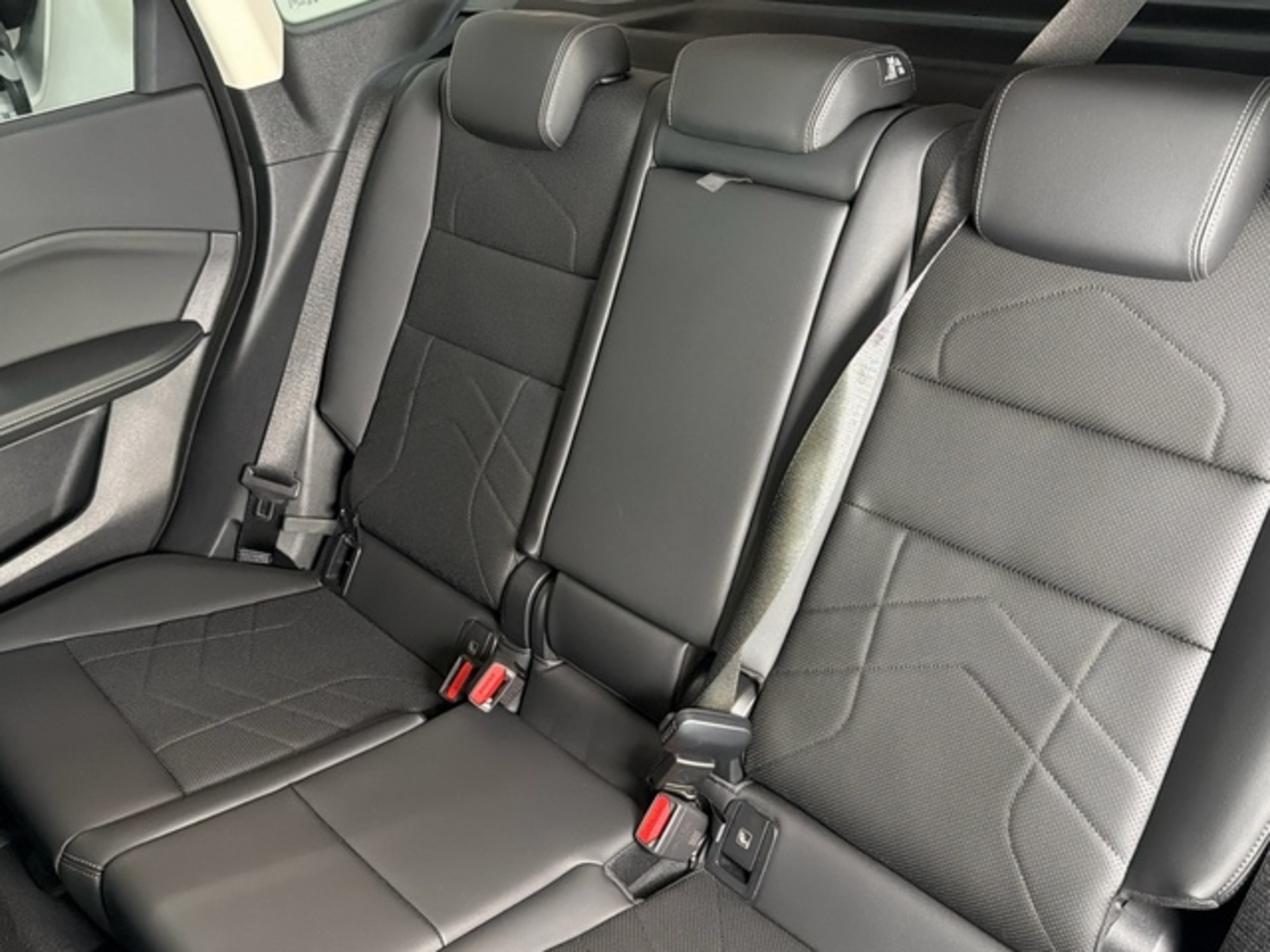 Renting BMW X1 sDrive18d 110 kW (150 CV) 24