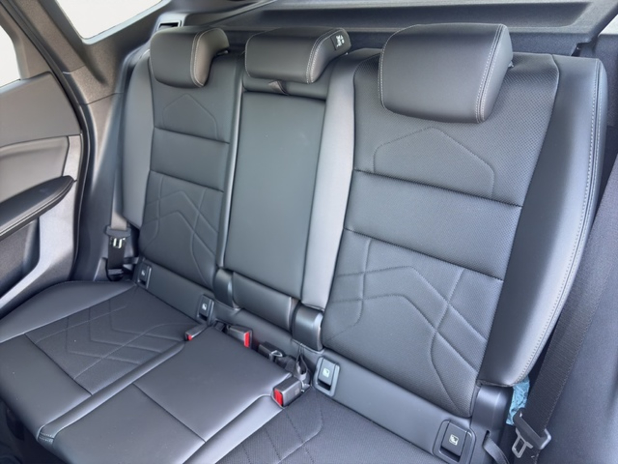 Renting BMW X1 sDrive18d 110 kW (150 CV) 3