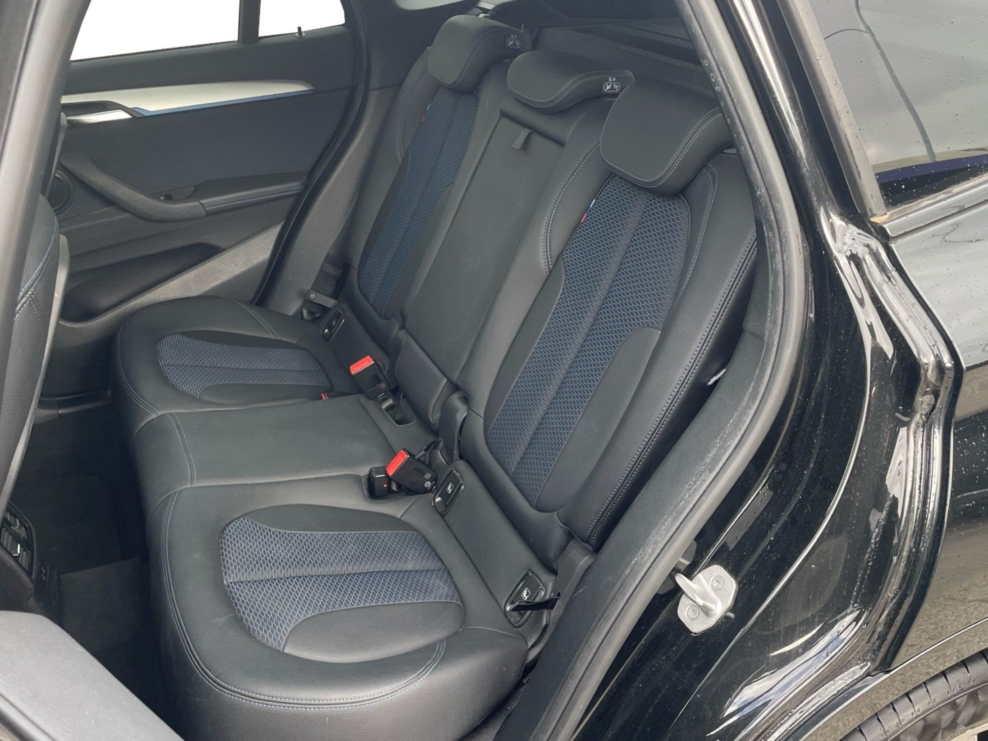Renting BMW X1 sDrive18d 110 kW (150 CV) 3 3