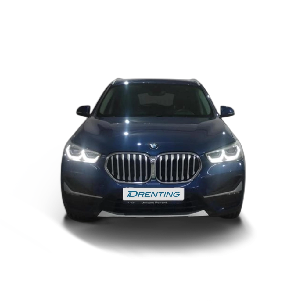 Renting BMW X1 sDrive18d 110 kW (150 CV) 3 6