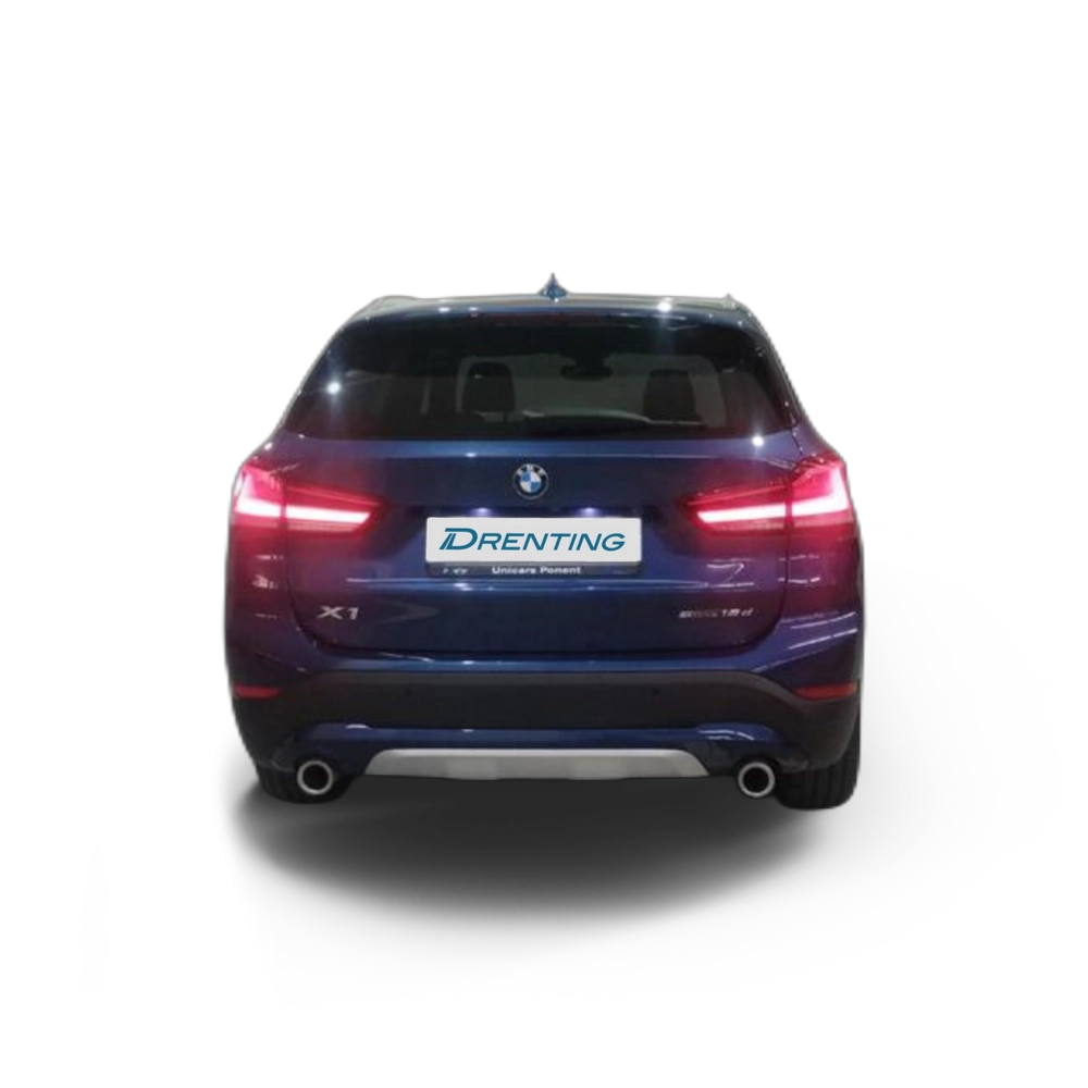 Renting BMW X1 sDrive18d 110 kW (150 CV) 3 6