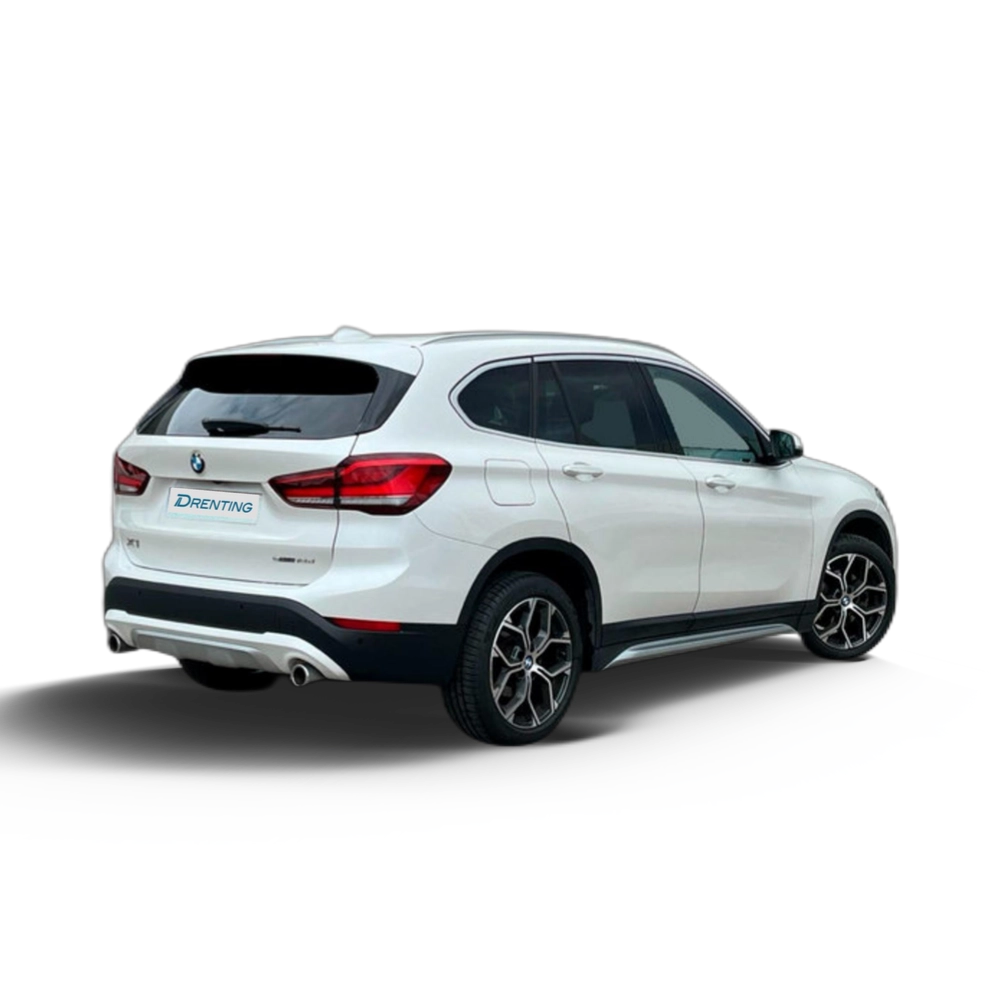 Renting BMW X1 sDrive18d 110 kW (150 CV) 6 31
