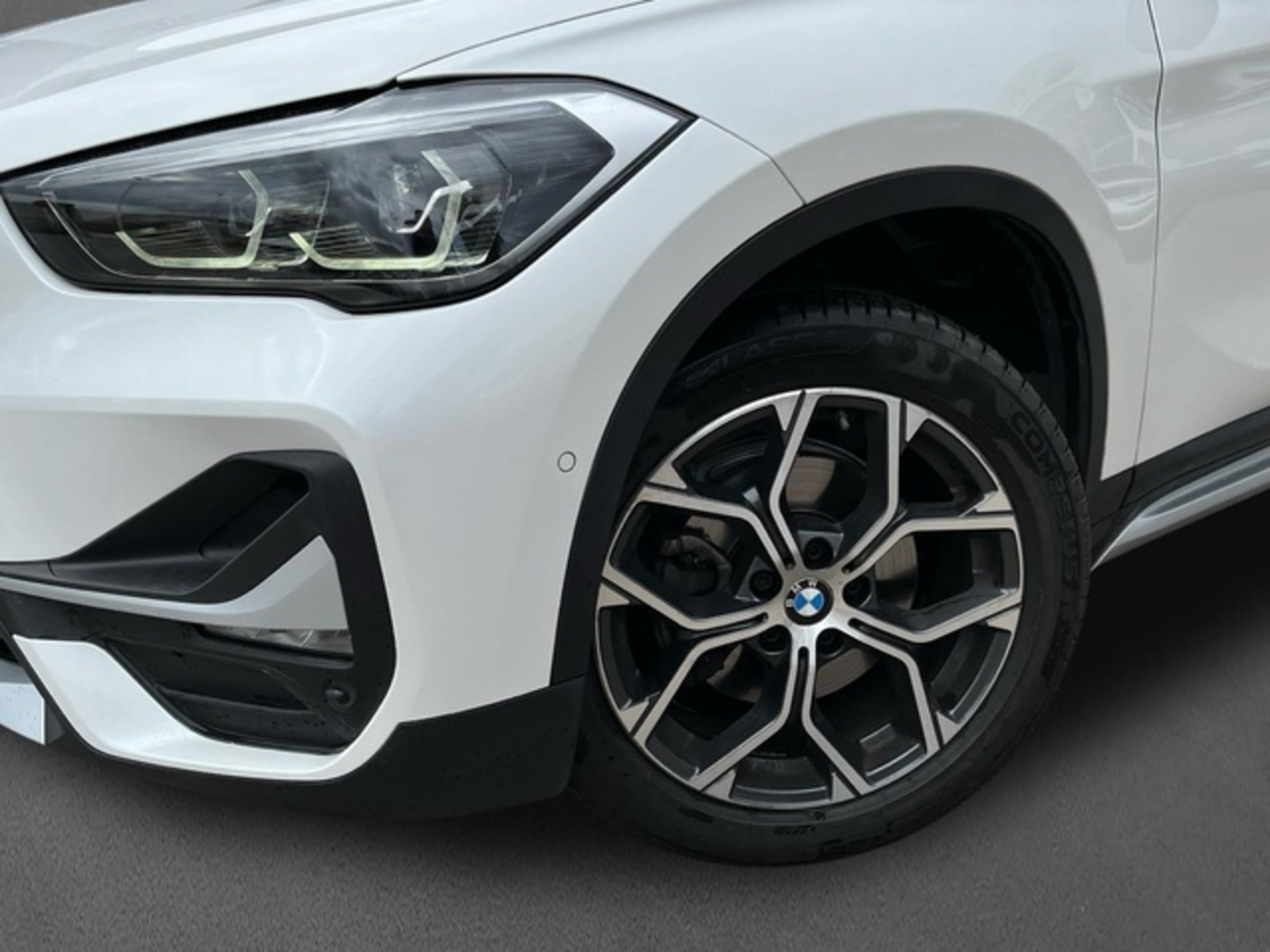 Renting BMW X1 sDrive18d 110 kW (150 CV) 6 31