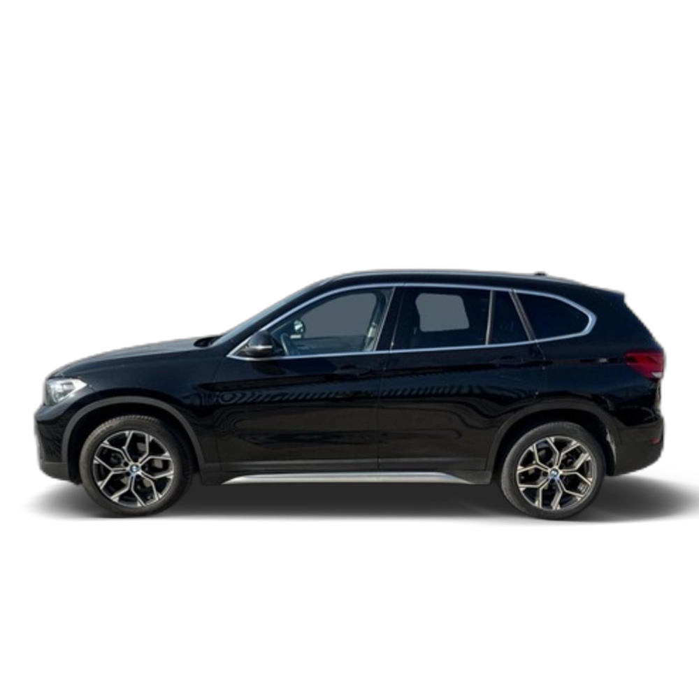 Renting BMW X1 sDrive18d 110 kW (150 CV) 6 32