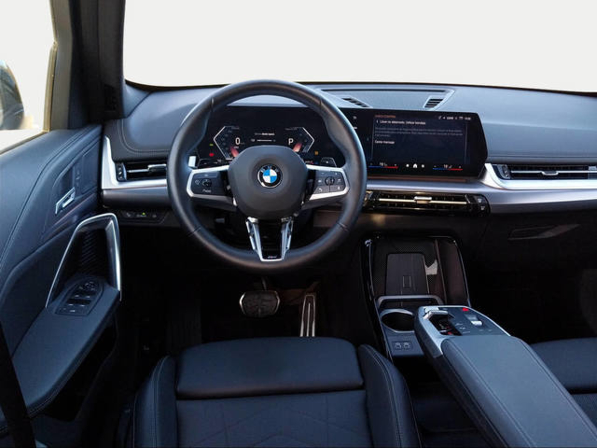 Renting BMW X1 sDrive18d 110 kW (150 CV) 6 33