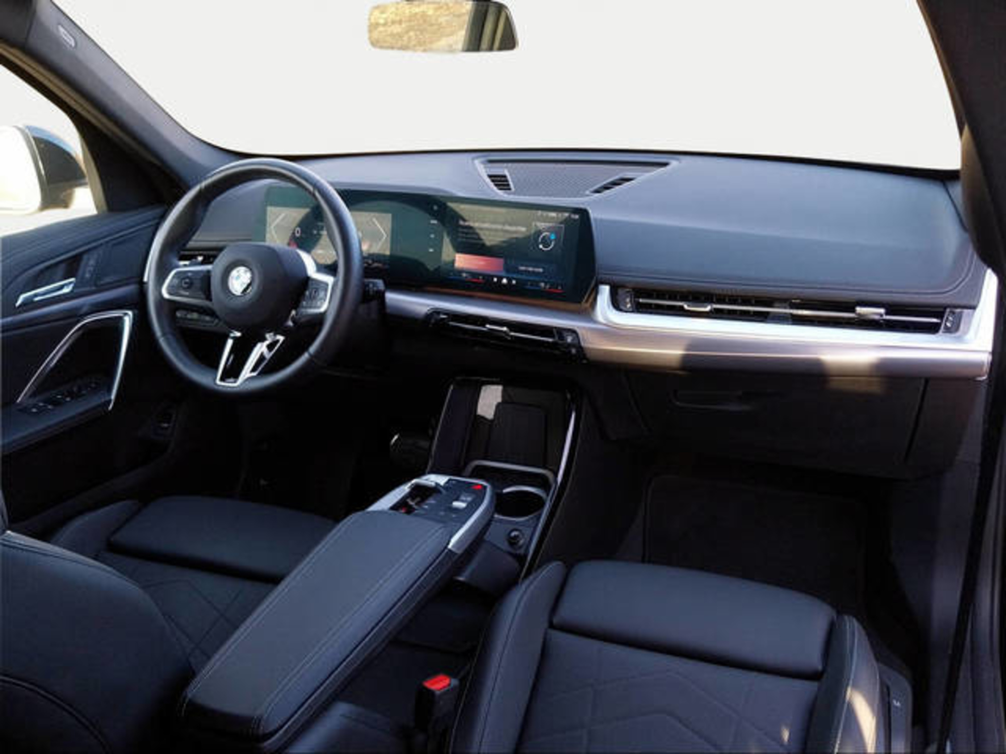 Renting BMW X1 sDrive18d 110 kW (150 CV) 6 33