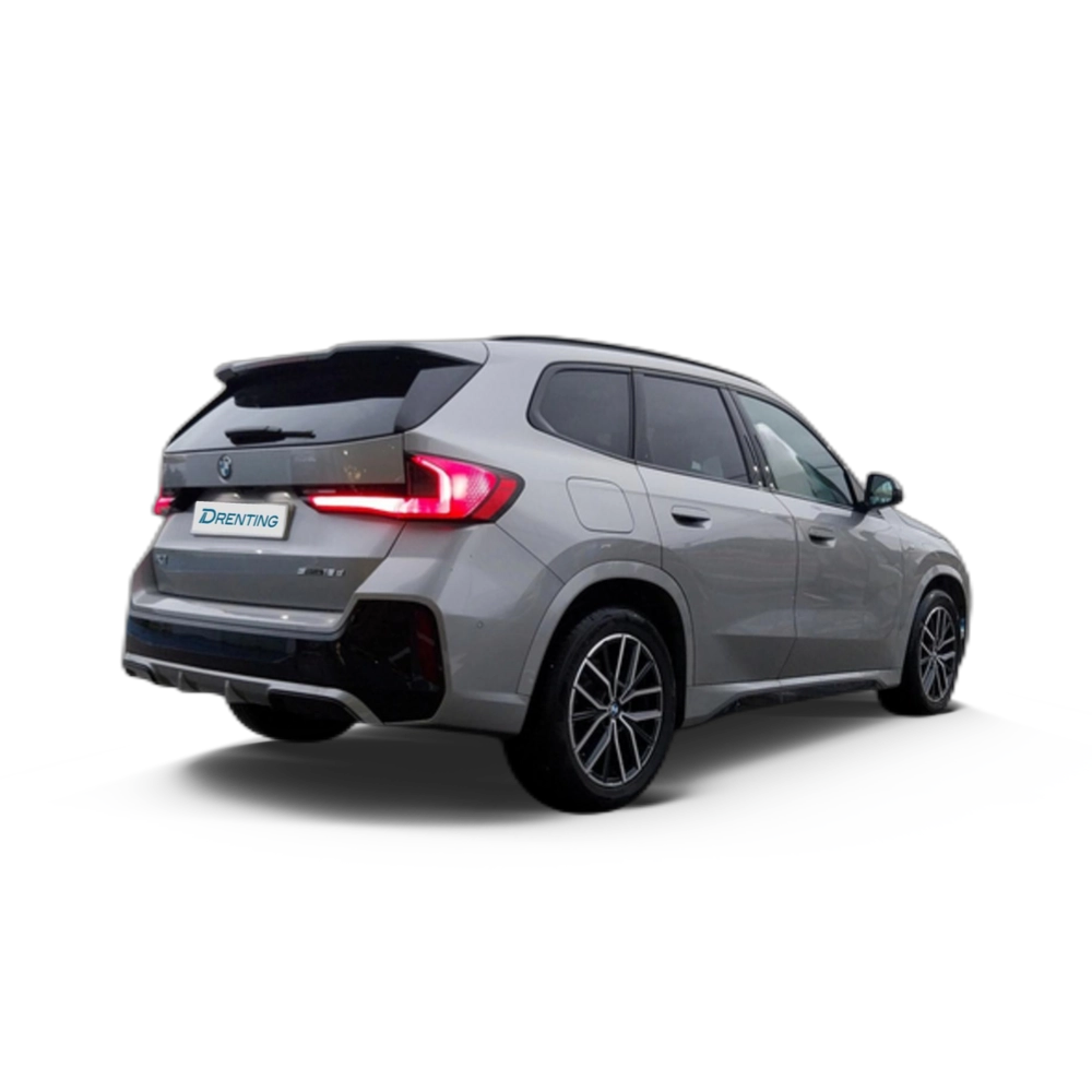 Renting BMW X1 sDrive18d 110 kW (150 CV) 6 35