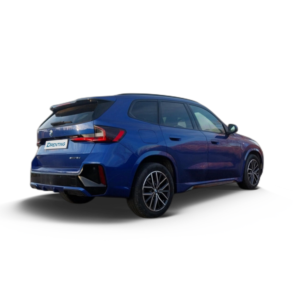 Renting BMW X1 sDrive18d 110 kW (150 CV) 6 38