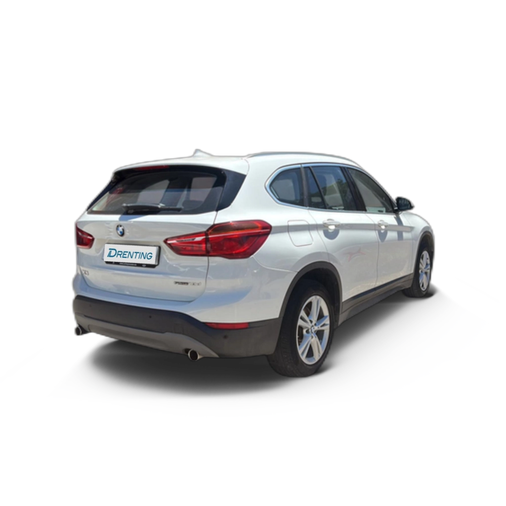Renting BMW X1 sDrive18d Business 110 kW (150 CV) 2