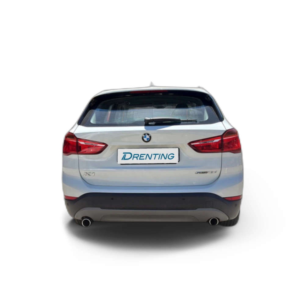 Renting BMW X1 sDrive18d Business 110 kW (150 CV) 2