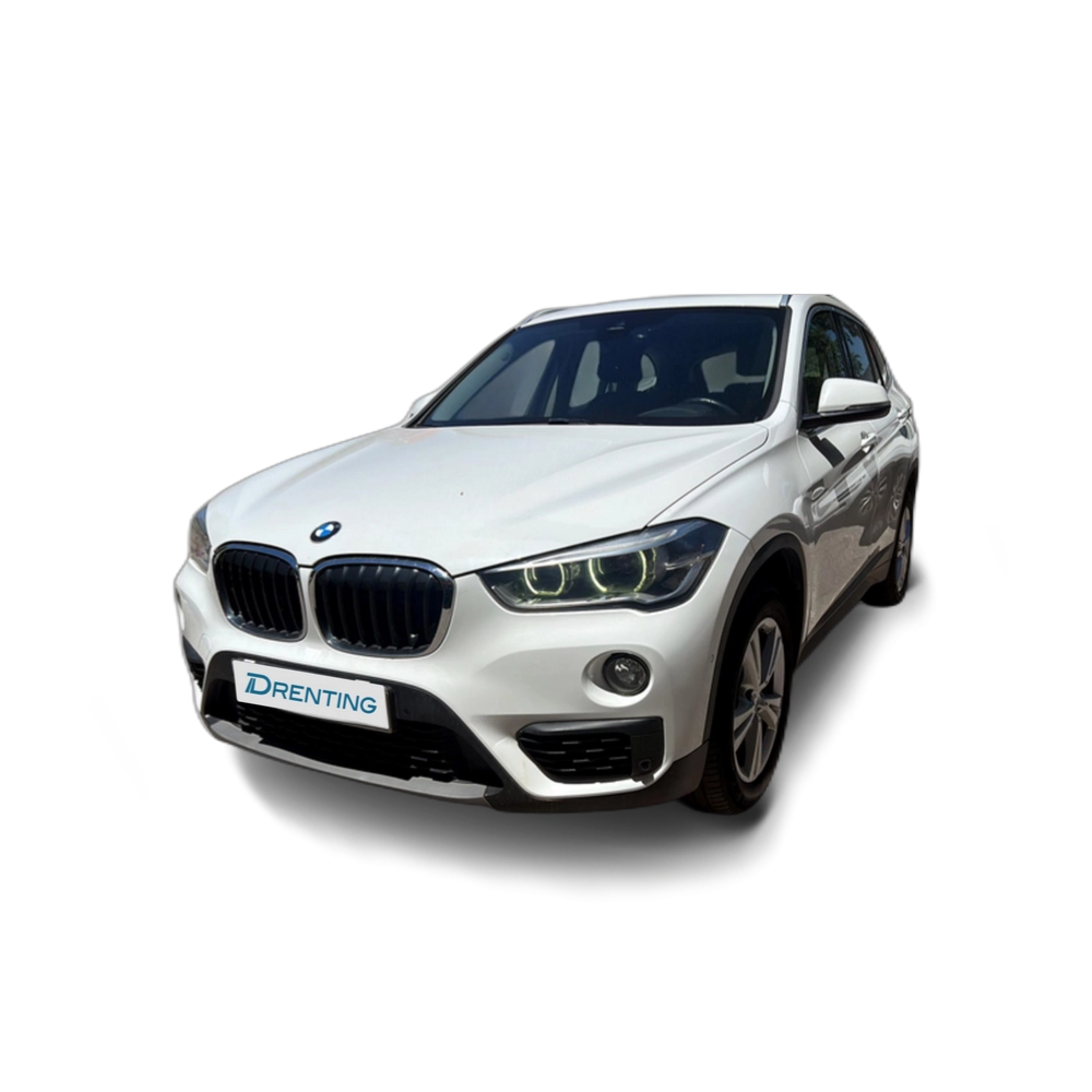 Renting BMW X1 sDrive18d Business 110 kW (150 CV) 2