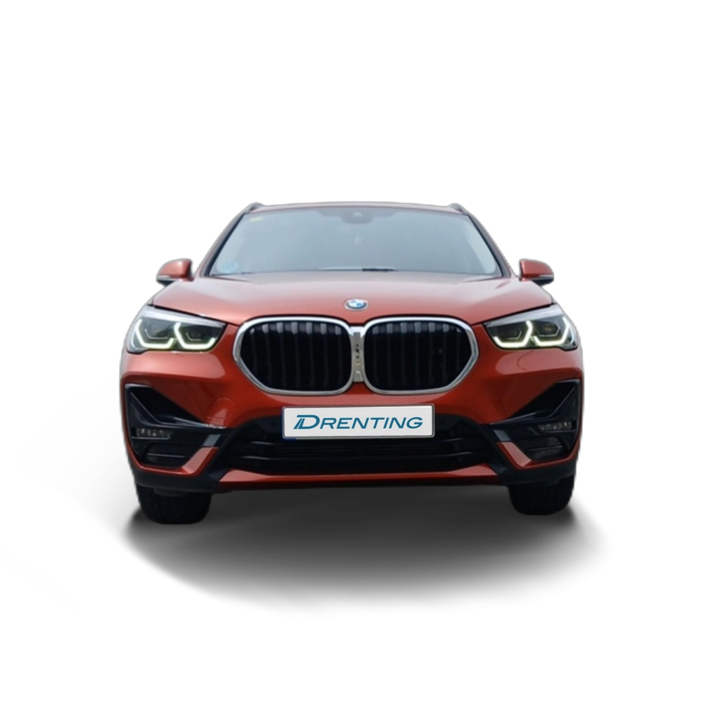 Renting BMW X1 sDrive18d Business 110 kW (150 CV) 3
