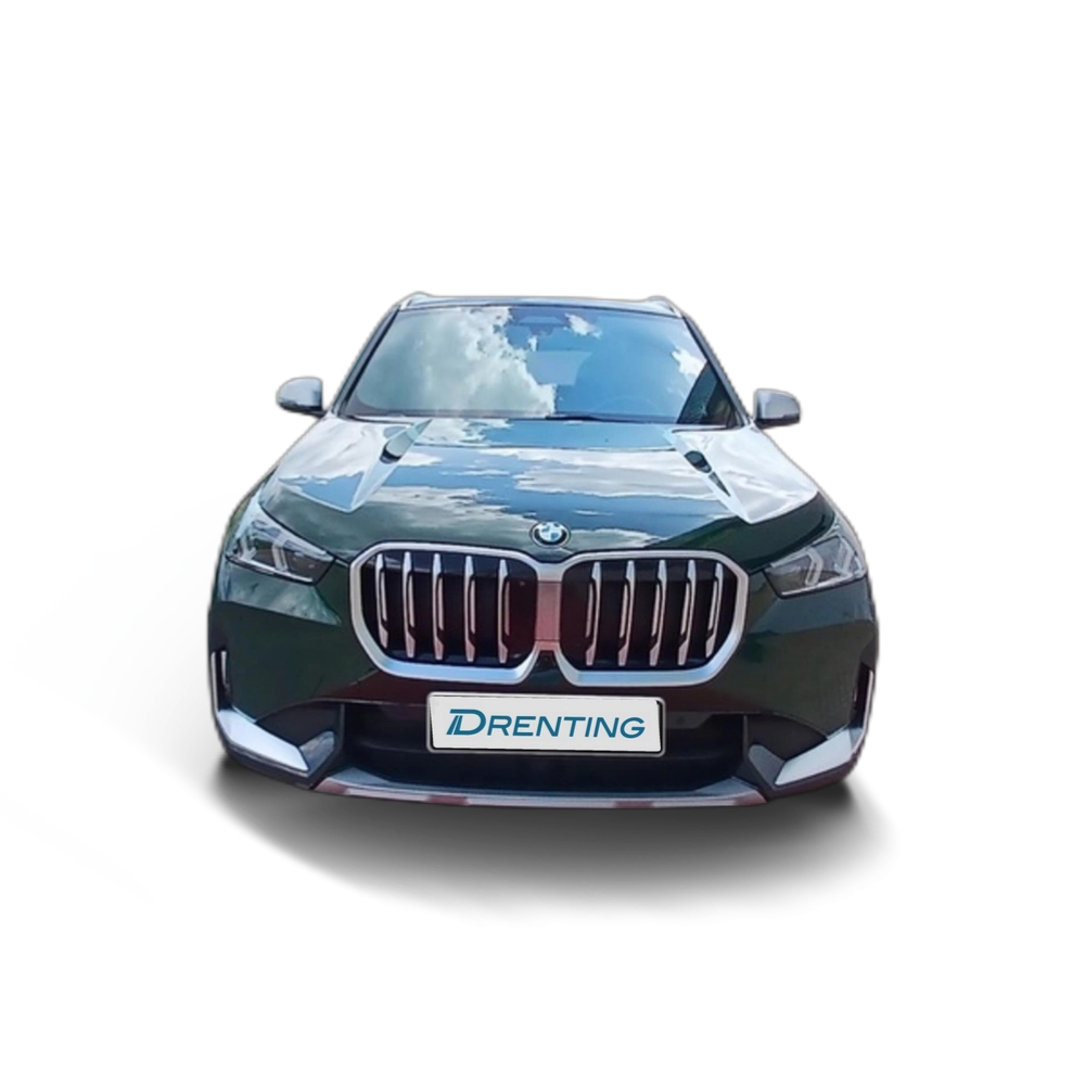 Renting BMW X1 sDrive18i 100 kW (136 CV) 5
