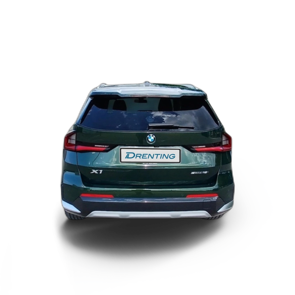 Renting BMW X1 sDrive18i 100 kW (136 CV) 5