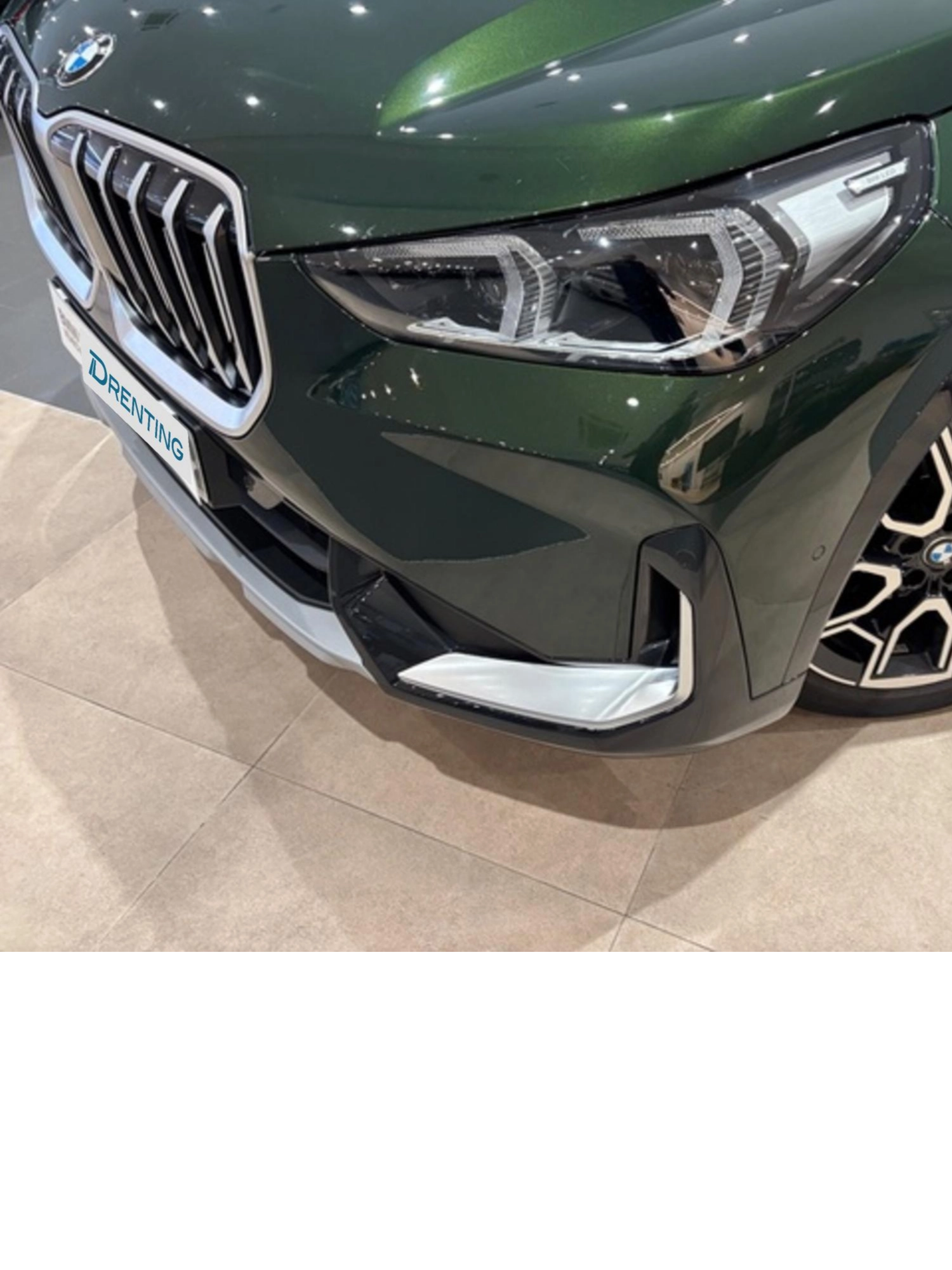 Renting BMW X1 sDrive18i 100 kW (136 CV) 8