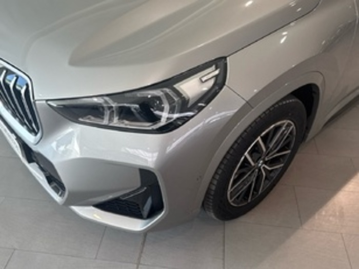 Renting BMW X1 sDrive20d 120 kW (163 CV) 27 16