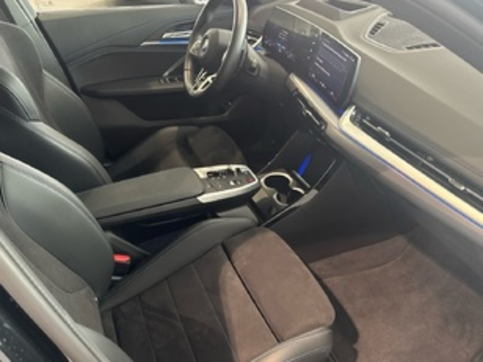 Renting BMW X1 sDrive20d 120 kW (163 CV) 27 16