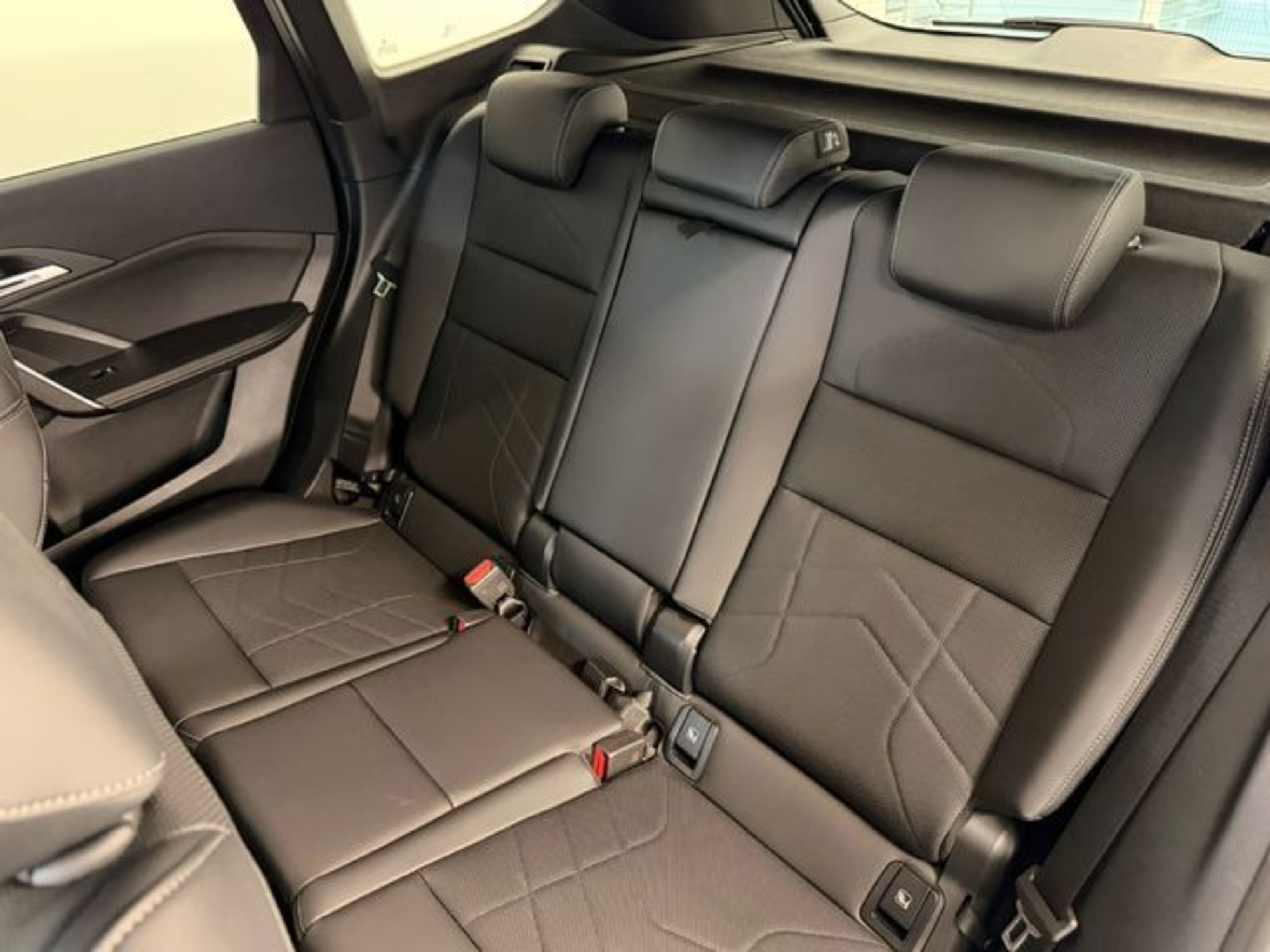 Renting BMW X1 sDrive20d 120 kW (163 CV) 5 2