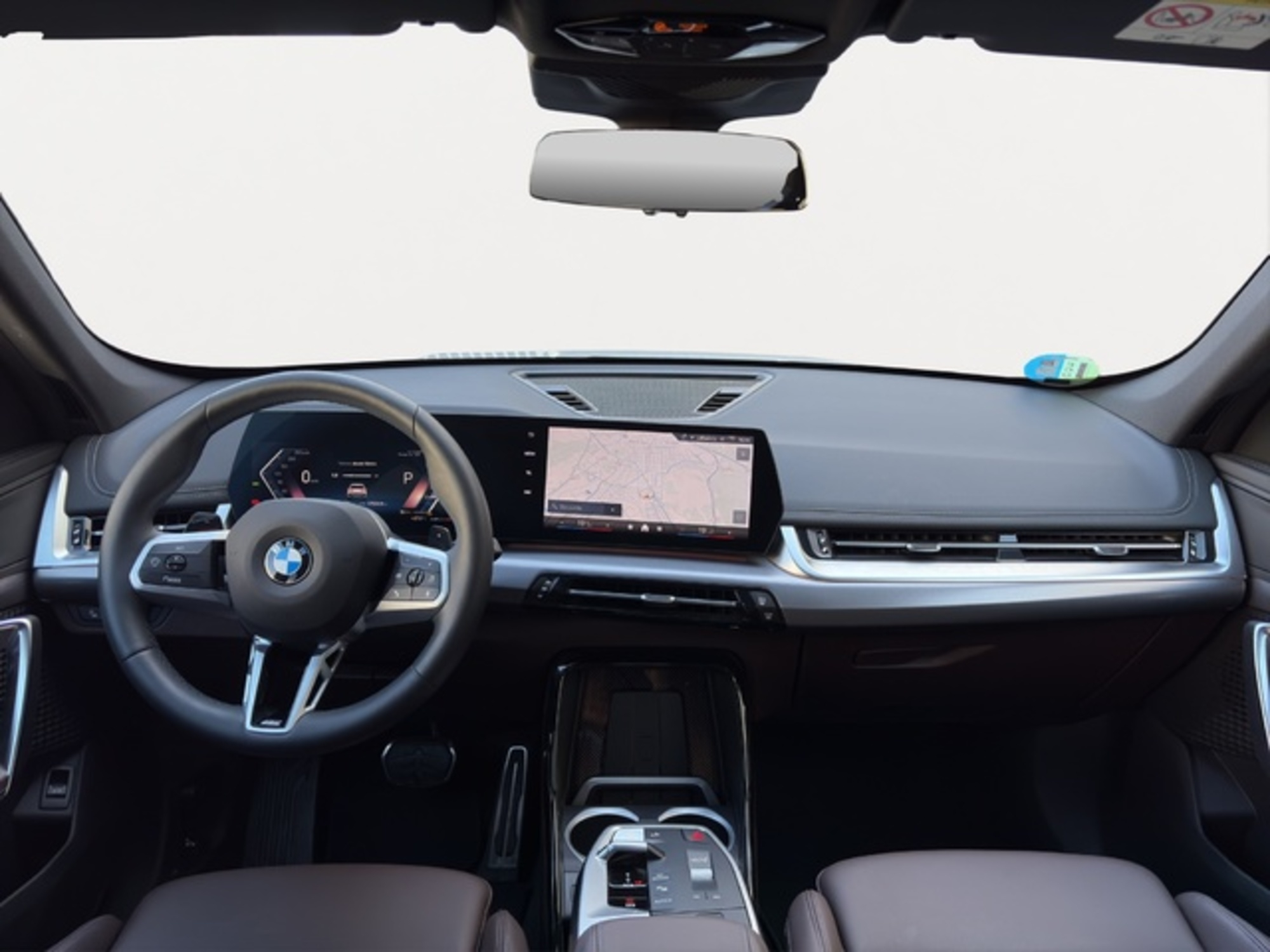 Renting BMW X1 sDrive20d 120 kW (163 CV) 5 4