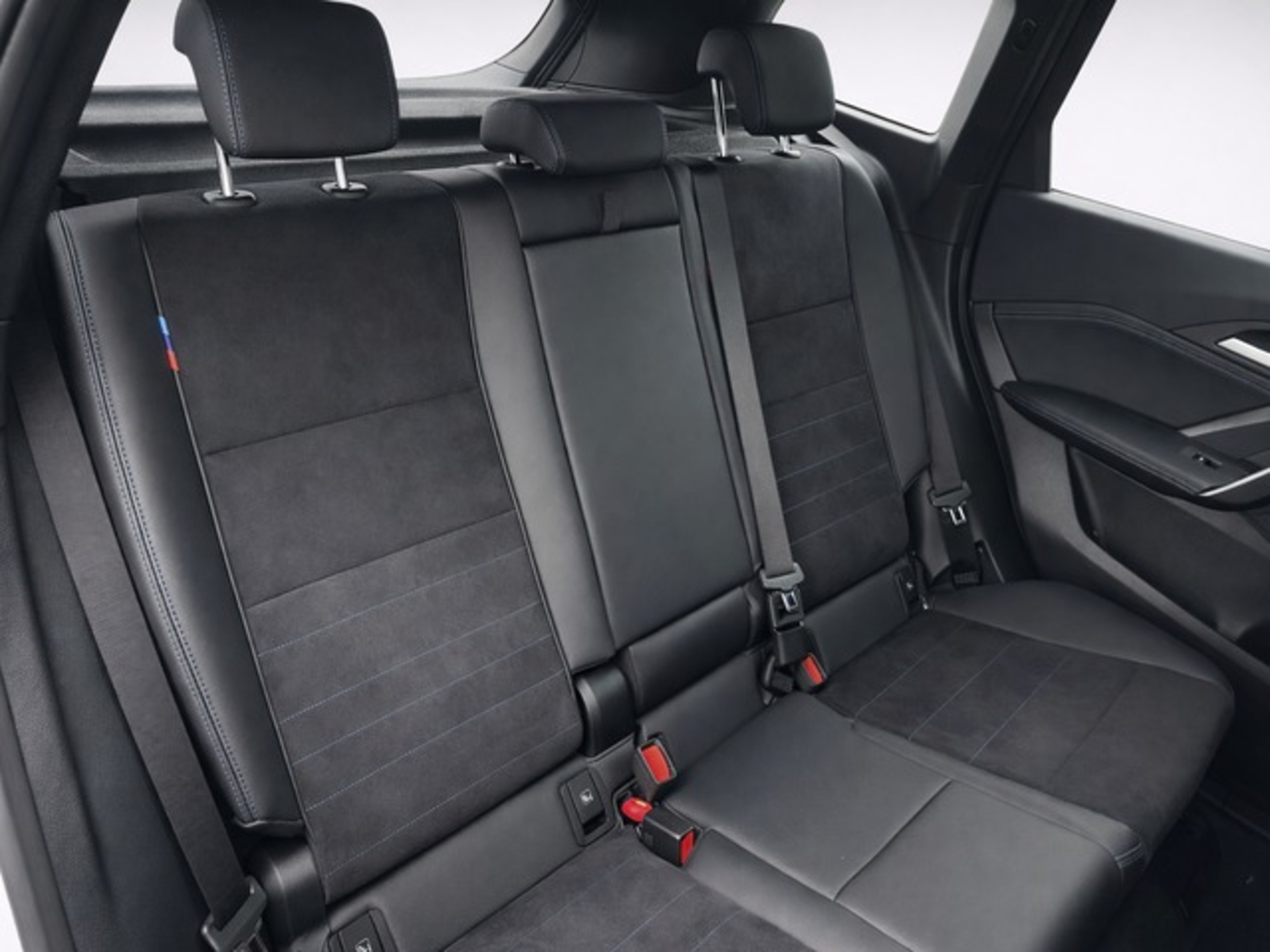Renting BMW X1 sDrive20d 120 kW (163 CV) 5 5