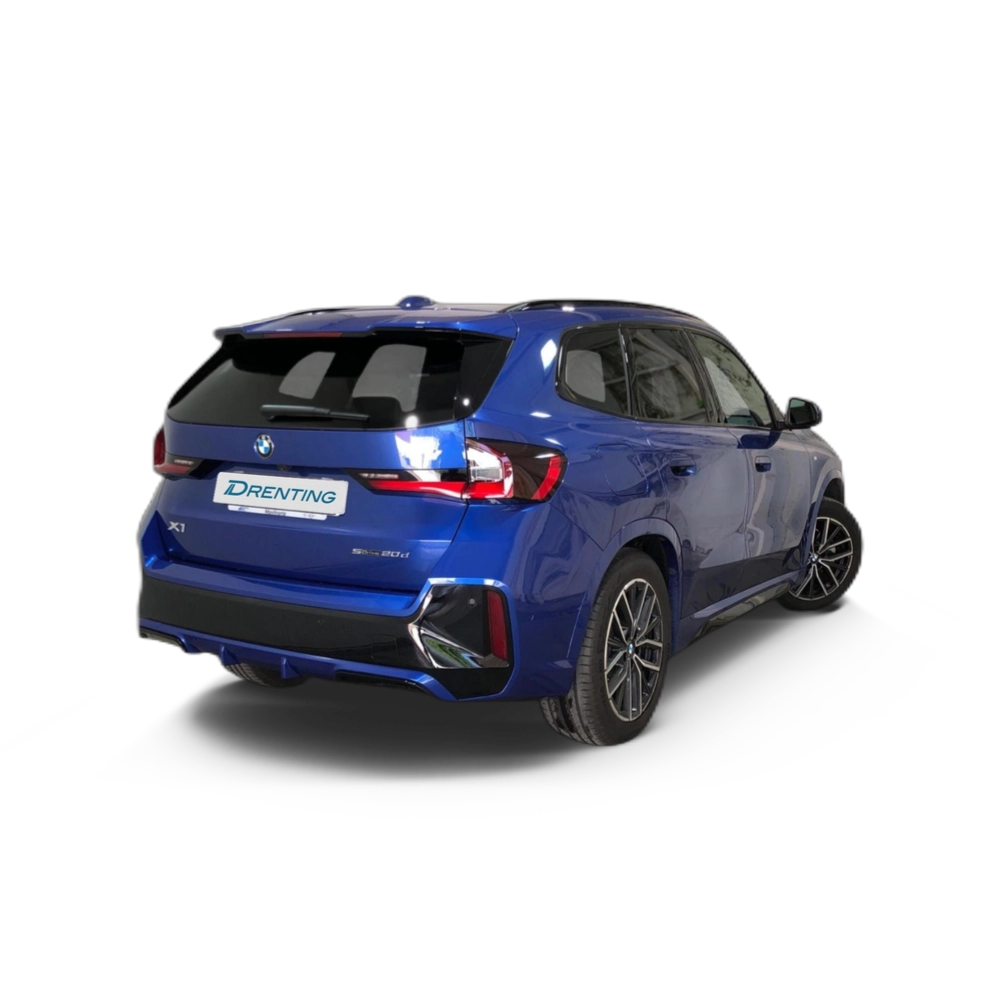 Renting BMW X1 sDrive20d 120 kW (163 CV) 8 3
