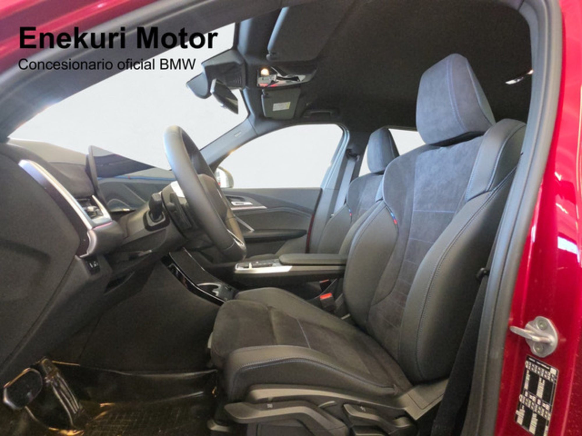 Renting BMW X1 sDrive20i 125 kW (170 CV) 2 2
