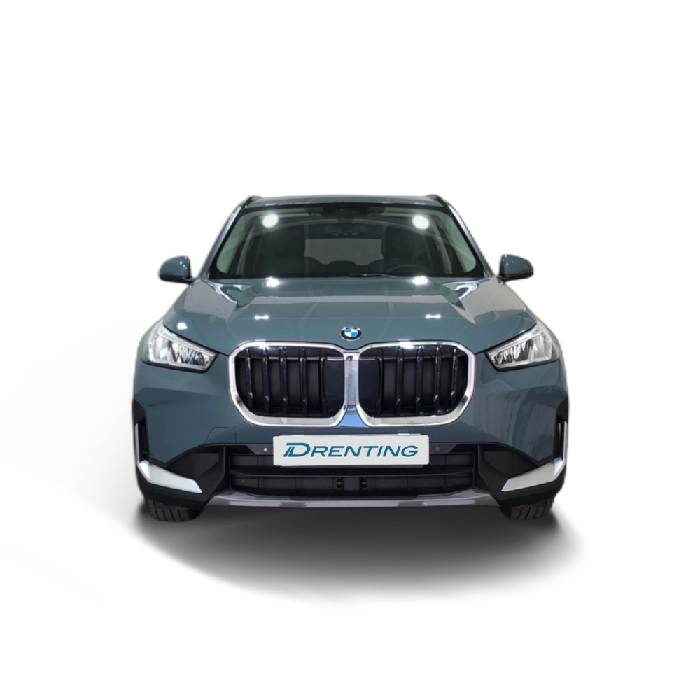Renting BMW X1 sDrive20i 125 kW (170 CV) 3