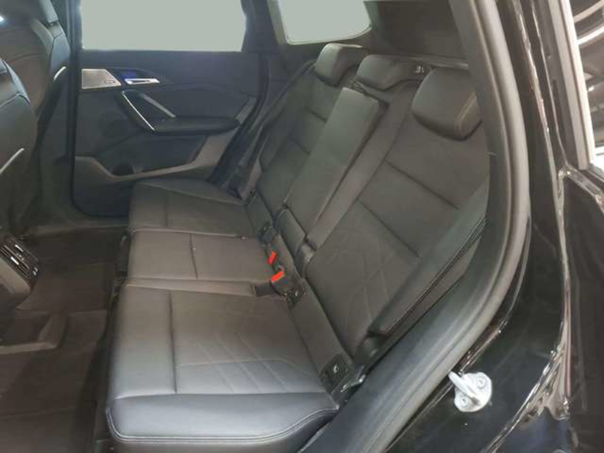 Renting BMW X1 xDrive20d 120 kW (163 CV) 14 4