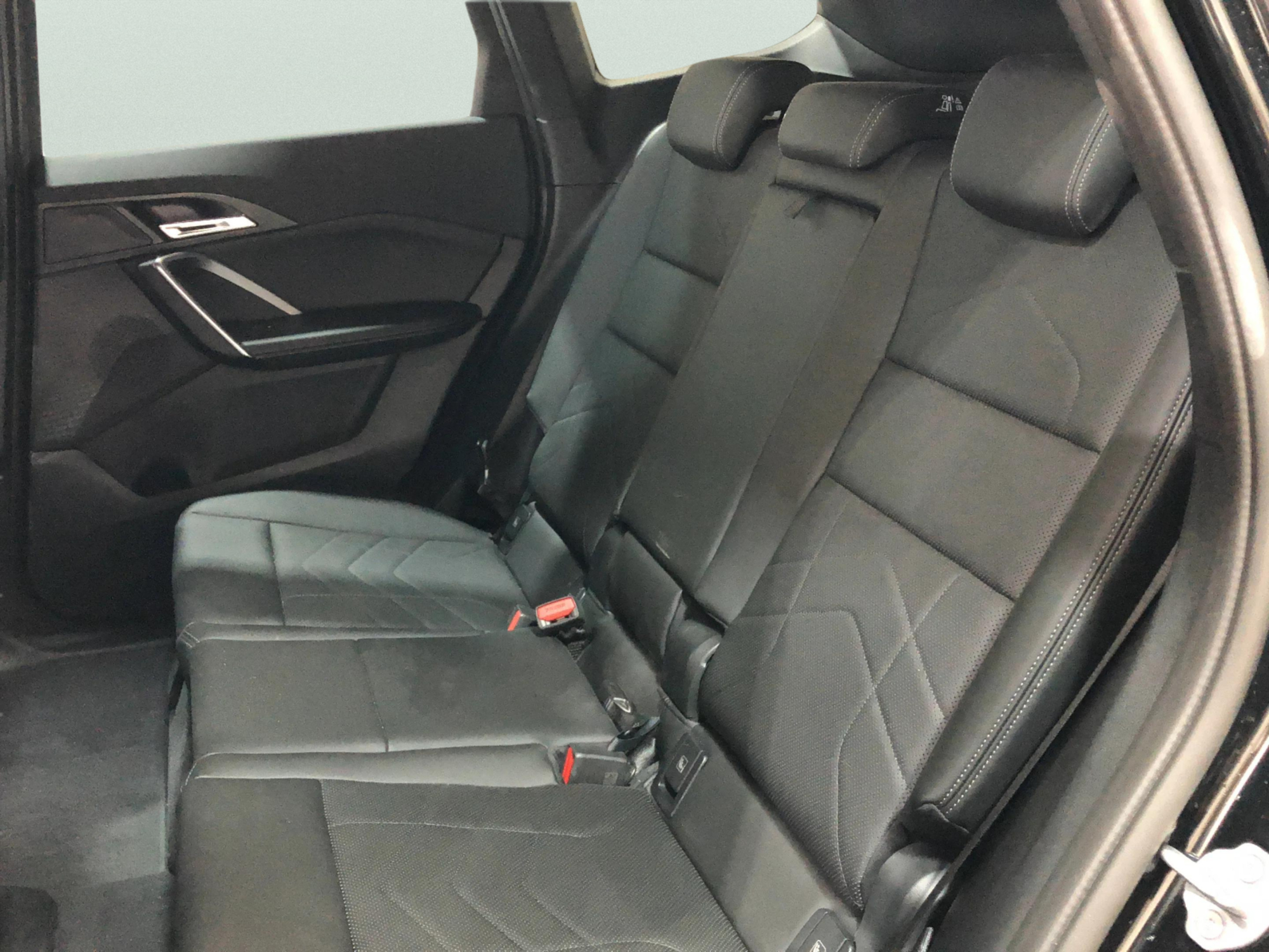 Renting BMW X1 xDrive20d 120 kW (163 CV) 9 3